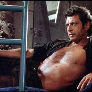 Happy Thursday Poshers! ♡